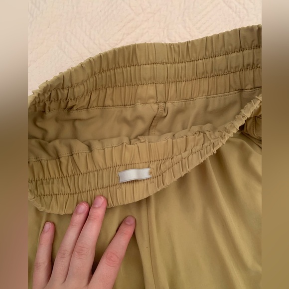 Paragon Fitwear Beige Tan Athletic Running Shorts, Women's Size Medium - Picture 9 of 10